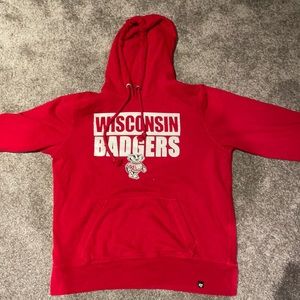 Wisconsin badgers sweatshirt